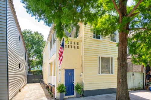 21 America St, Charleston, SC, 29403-6332 | Card Image