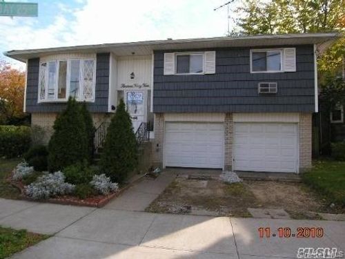 1344 Bay 25th St, Far Rockaway, NY, 11691-1702 | Card Image