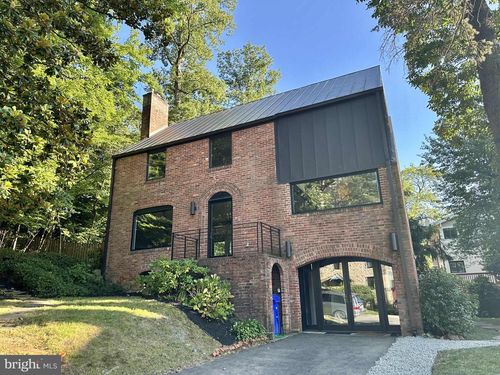 3202 19th Rd N, ARLINGTON, VA, 22201-5217 | Card Image