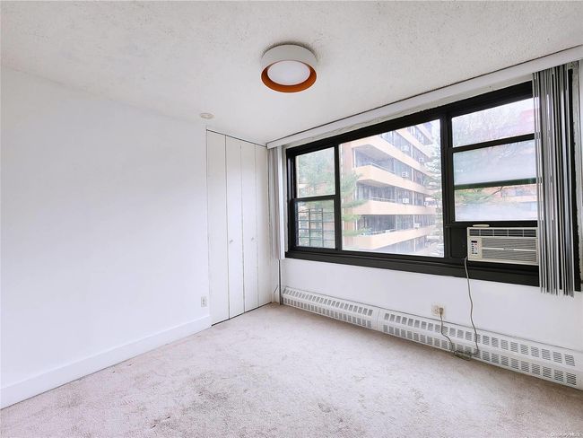 APT-4B - 162-40 9 Th Ave, Home with 3 bedrooms, 1 bathrooms and null parking in Beechhurst NY | Image 18