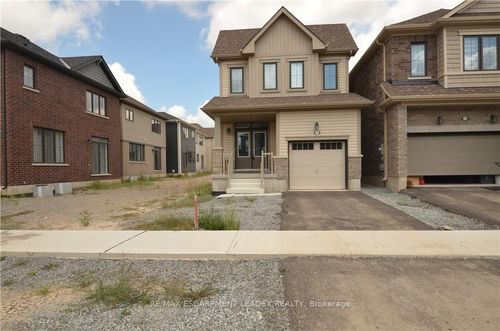 10 Heritage Way, Thorold, ON, L2V0N9 | Card Image