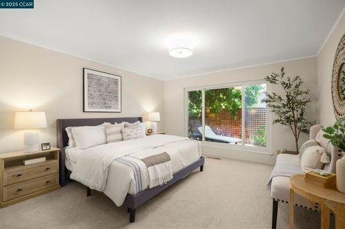 2250 Loch Ln, Walnut Creek, CA, 94598-3369 | Card Image