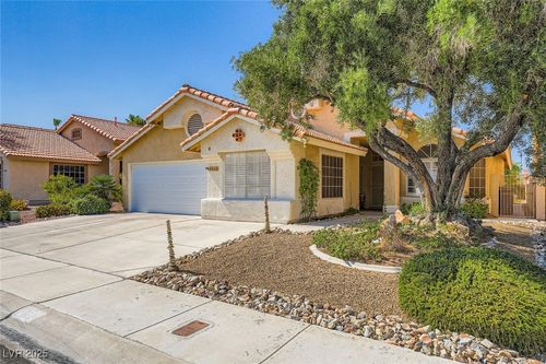8404 Dry Cliff Cir, Las Vegas, NV, 89128-7129 | Card Image