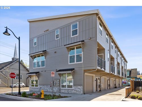 22415 Sw Pine St, Sherwood, OR, 97140-9744 | Card Image