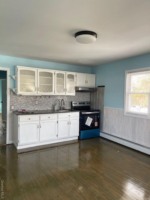 14 Pine Acres Blvd, Deer Park, NY, 11729-2713 | Card Image