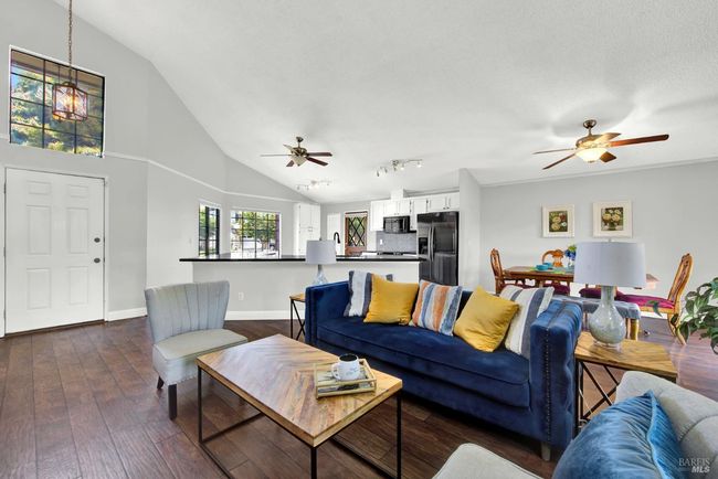 945 Hickory Avenue, House other with 3 bedrooms, 2 bathrooms and 2 parking in Fairfield CA | Image 6