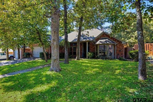 5609 Andover Dr, Tyler, TX, 75707-6165 | Card Image