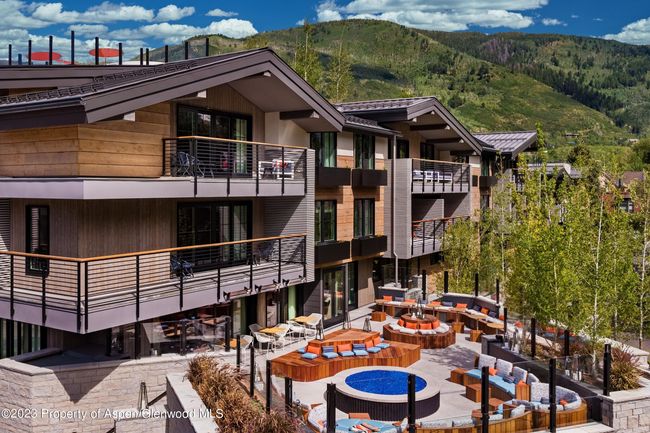 F10-1-10 - 550 S Spring St, Condo with 3 bedrooms, 4 bathrooms and 1 parking in Aspen CO | Image 48