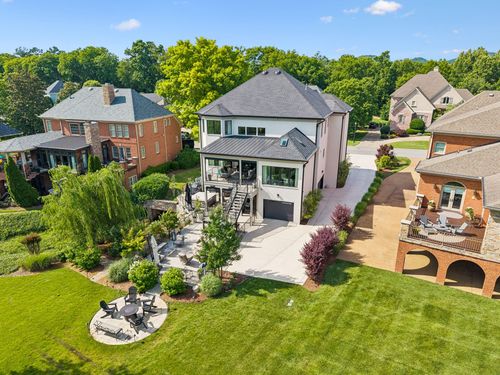 5207 Country Club Dr, Brentwood, TN, 37027-5175 | Card Image