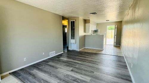 a-419 Dallas Street Se, Albuquerque, NM, 87108 | Card Image