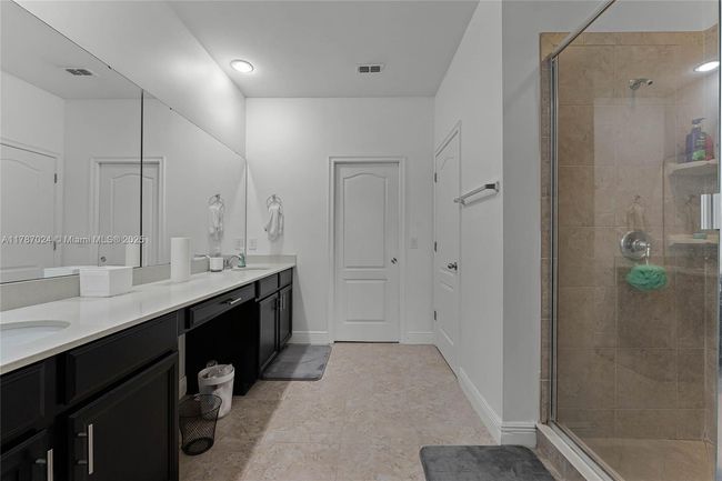 533 - 533 Lanark Ct, Townhouse with 4 bedrooms, 4 bathrooms and null parking in Orlando FL | Image 35