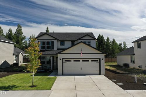 16619 Landing Ct, La Pine, OR, 97739-1177 | Card Image