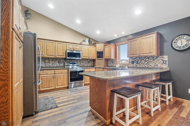 Kitchen | Image 11