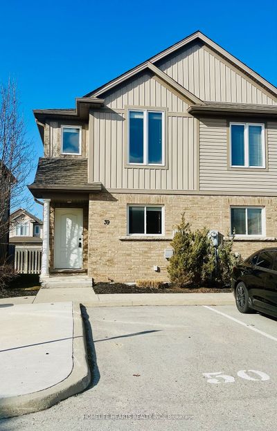 39 - 6118 Kelsey Cres, Condo with 3 bedrooms, 2 bathrooms and 1 parking in Niagara Falls ON | Image 1