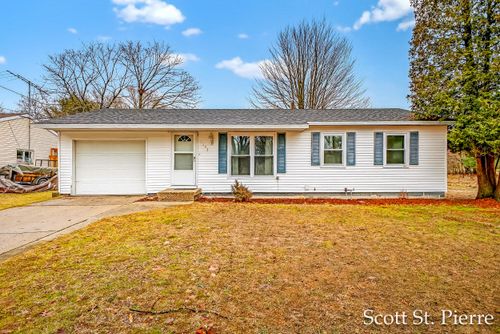 1053 S Livingston St, Whitehall, MI, 49461-1718 | Card Image