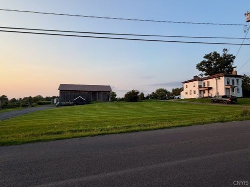 88-980 Middle Rd, Oswego, NY, 13126-6162 | Card Image