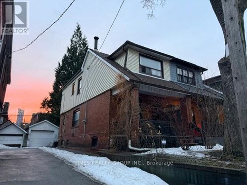 16 Nasmith Avenue, Toronto (Cabbagetown-South St. James Town), ON, M5B1J3 | Card Image