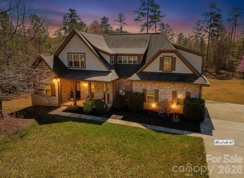 511 Alex D Owens Dr, Kings Mountain, NC, 28086-8805 | Card Image