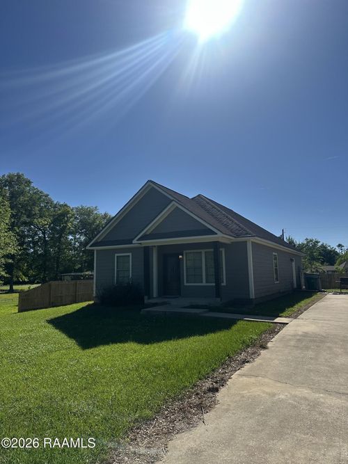3236 Elmwood St, Lake Charles, LA, 70615-3329 | Card Image