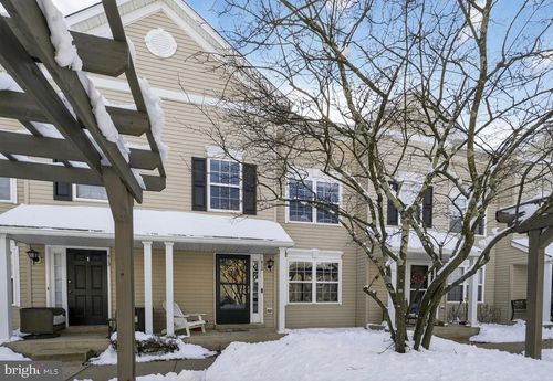 69-412 Feldspar Ct, Warrington, PA, 18976-1897 | Card Image