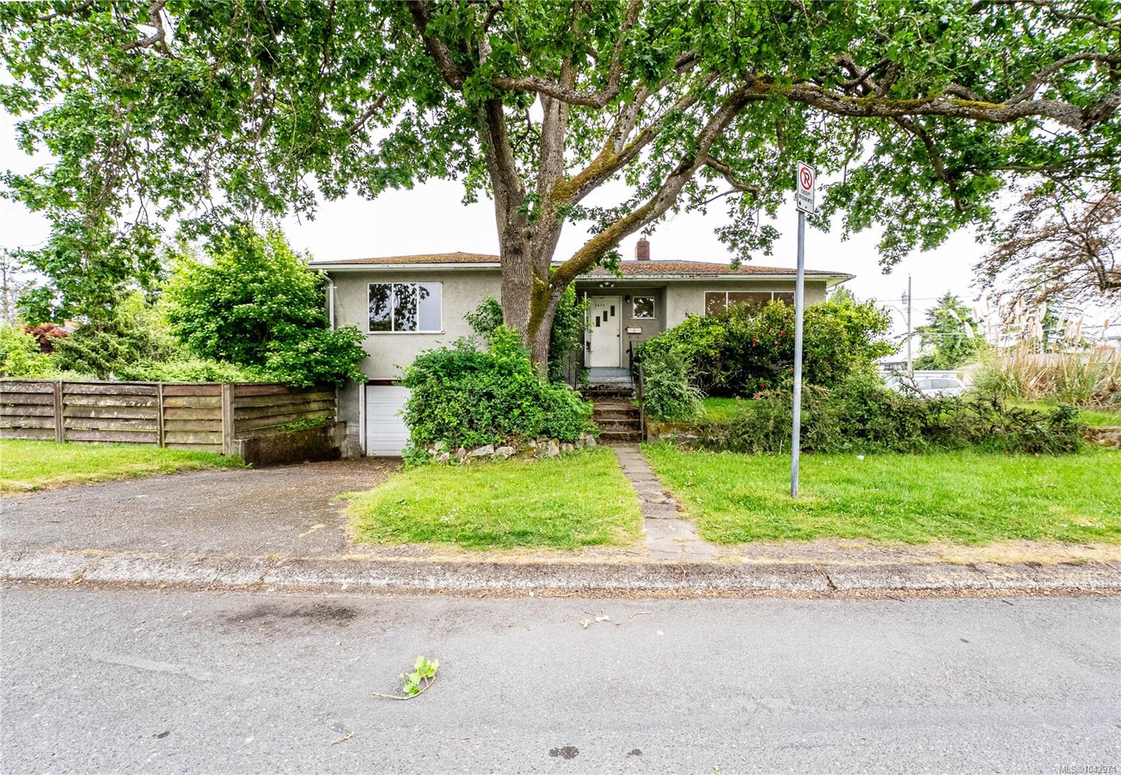 Residential in Saanich