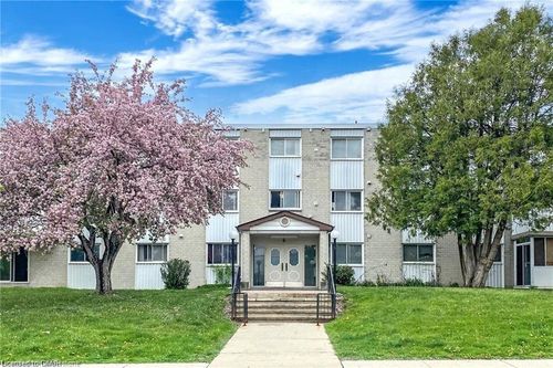 310-6 Walton Ave, Kitchener, ON, N2C2B5 | Card Image