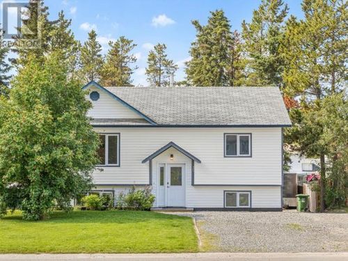 35 Lazulite Dr, Whitehorse, YT, Y1A6A5 | Card Image