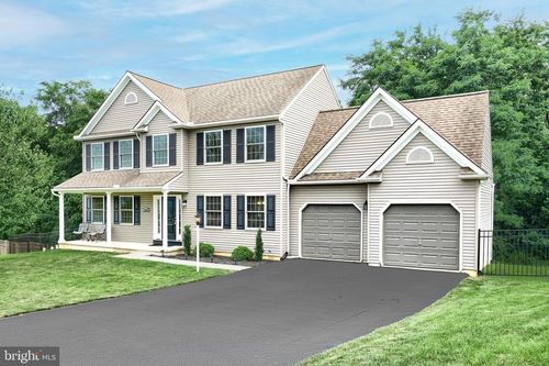 4230 Peach Orchard Holw, YORK, PA, 17402-3239 | Card Image