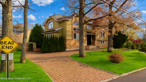 172 Coventry Rd, Staten Island, NY, 10304-1140 | Card Image