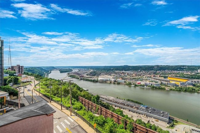 APT-780E - 1 Trimont Ln, Condo with 3 bedrooms, 3 bathrooms and 2 parking in Mt Washington PA | Image 28