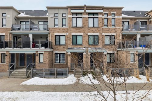 33 B Lookout Drive, Clarington, ON, L1C7G1 | Card Image