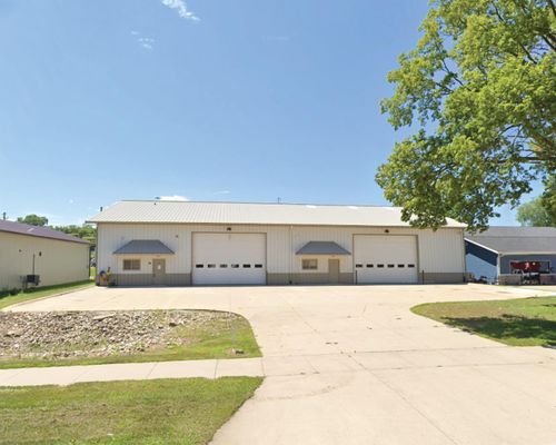 1118-1116-1118 Jefferson St, Waterloo, IA, 50702-1041 | Card Image