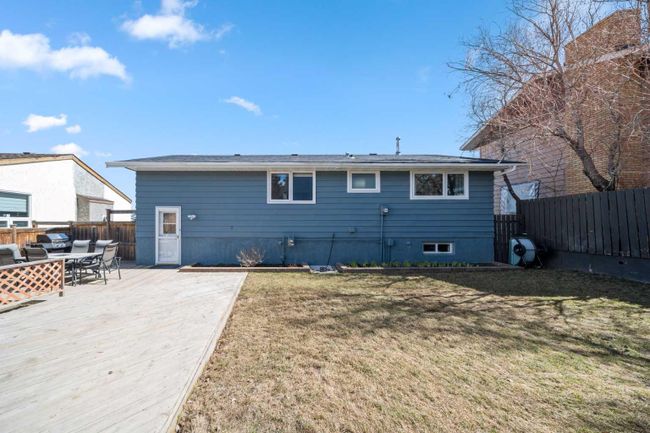 6235 Thornaby Way Nw, Home with 4 bedrooms, 2 bathrooms and 2 parking in Calgary AB | Image 29