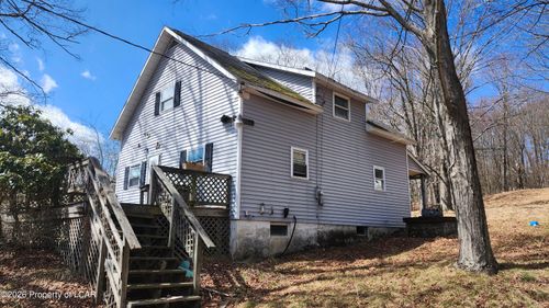 293 Mizdail Rd, Hunlock Creek, PA, 18621-4520 | Card Image