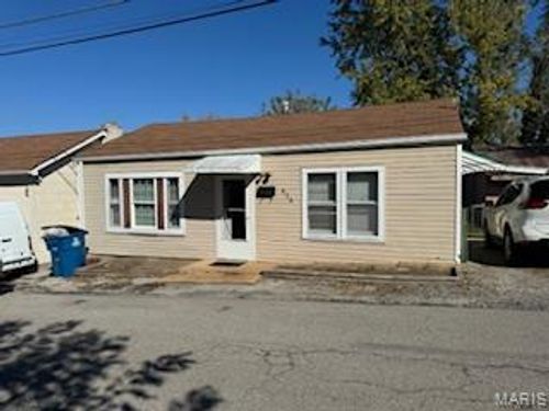 423 Degenhardt Ave, Saint Louis, MO, 63125-1902 | Card Image