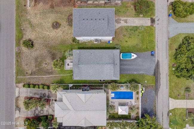 108 W Dolphin Dr, House other with 3 bedrooms, 2 bathrooms and null parking in Oak Island NC | Image 60