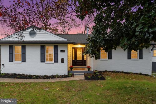 6112 Redwood Ln, ALEXANDRIA, VA, 22310-2933 | Card Image