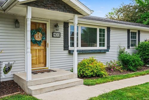 403 West St, Winona Lake, IN, 46590-5748 | Card Image