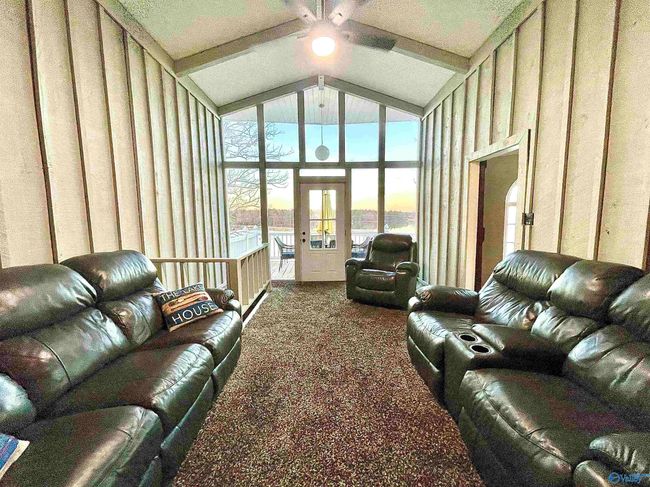 160 Mohawk Trl, House other with 3 bedrooms, 3 bathrooms and null parking in Ohatchee AL | Image 15