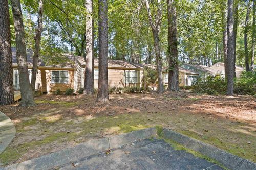 21 Forest Oaks Way, Spartanburg, SC, 29307-3058 | Card Image