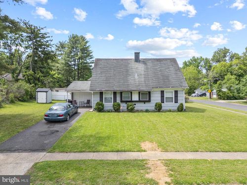 2 Budhollow Ln, Willingboro, NJ, 08046-1632 | Card Image