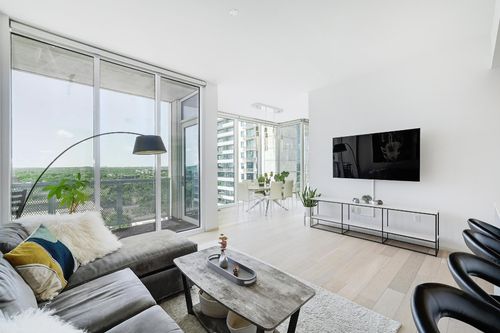 apt-1608-301 West Ave, Austin, TX, 78701-4775 | Card Image