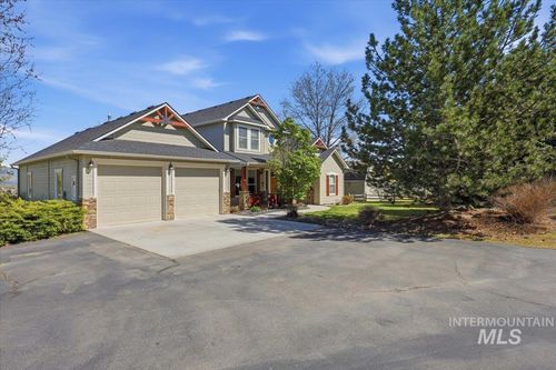 3530 Bishop Rd, Emmett, ID, 83617-8865 | Card Image