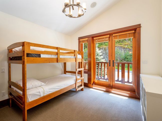 1569 Tynebridge Lane, House other with 4 bedrooms, 5 bathrooms and 4 parking in Whistler BC | Image 24