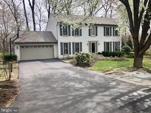 11555 Southington Ln, HERNDON, VA, 20170-2417 | Card Image