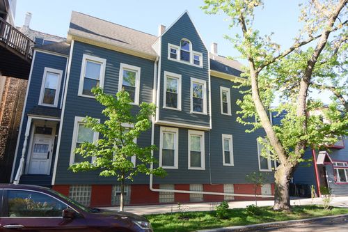 3-1111 W Roscoe St, Chicago, IL, 60657-2222 | Card Image
