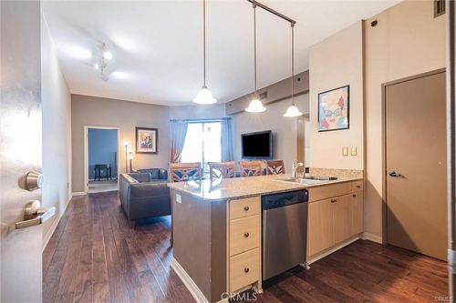 unit-217-388 E Ocean Blvd, Long Beach, CA, 90802-5260 | Card Image