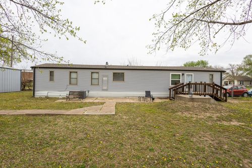 1633 S Vine St., Wichita, KS, 67213 | Card Image