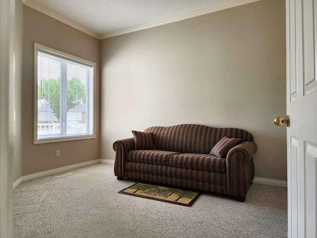 27 Skyline Cres, Home with 2 bedrooms, 2 bathrooms and 2 parking in Claresholm AB | Image 9