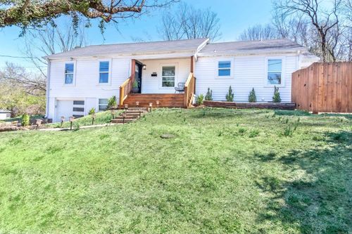 394 N Fletcher Ave, Fayetteville, AR, 72701-1324 | Card Image